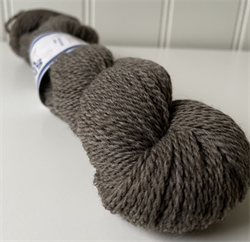 Shepherd\'s Wool SPORT - farge MILK CHOCOLATE